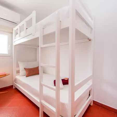 Palancar - Moradia Com Piscina Aquecivel E 2 Jacuzzis - Albufeira