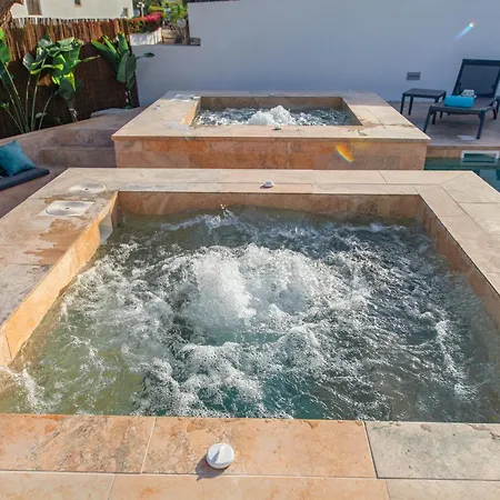 Palancar - Moradia Com Piscina Aquecivel E 2 Jacuzzis -